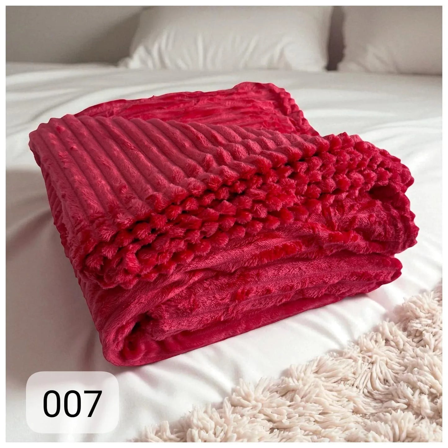 PAGA 1 LLEVA 2 | Cobija Térmica Extra Suave 220 cm x 200 cm